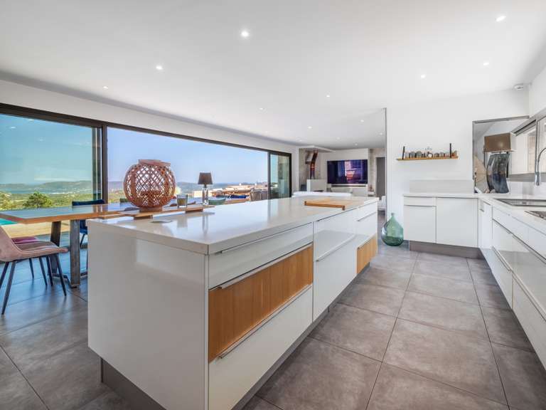 Maison Porto-Vecchio - 8 chambres - 320m²