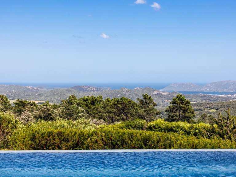 Maison Porto-Vecchio - 8 chambres - 320m²