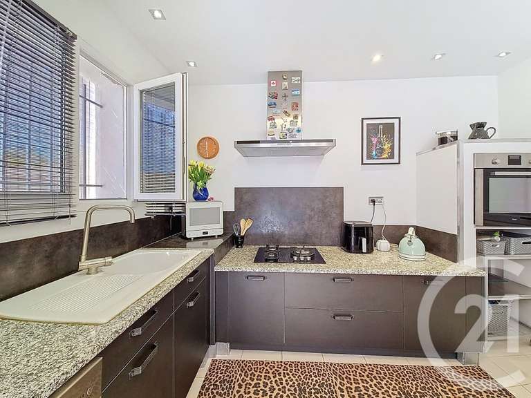 Maison Porto-Vecchio - 3 chambres - 99m²