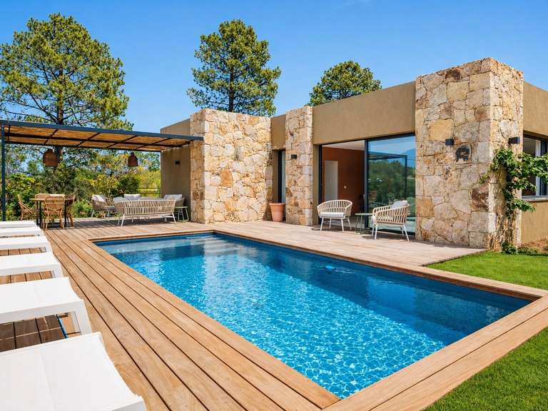 Maison Porto-Vecchio - 3 chambres - 107m²