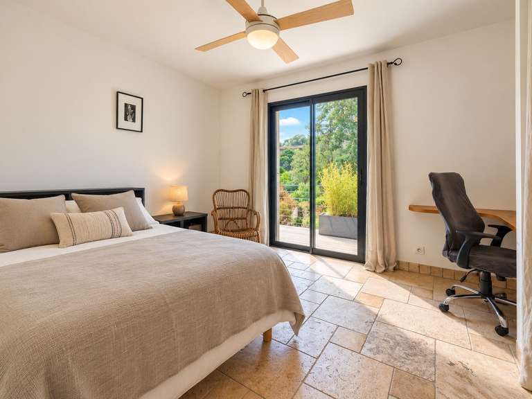 Maison Porto-Vecchio - 4 chambres - 186m²
