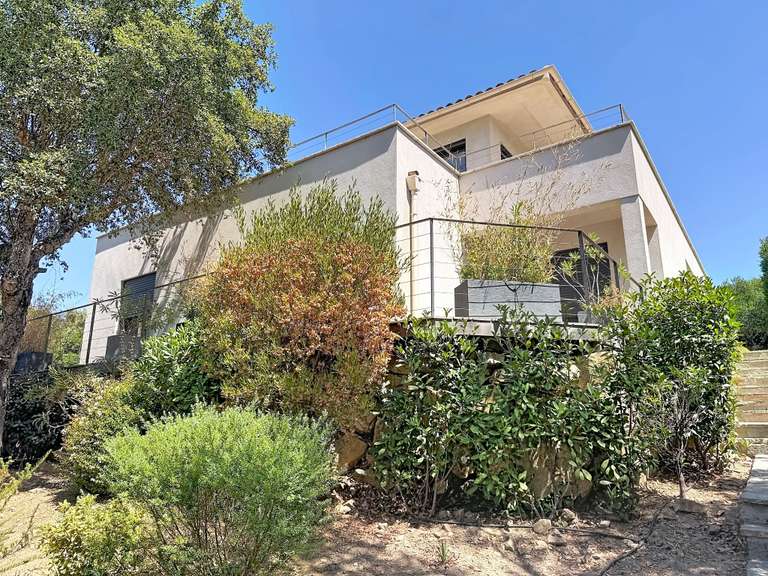 Maison Porto-Vecchio - 4 chambres - 186m²