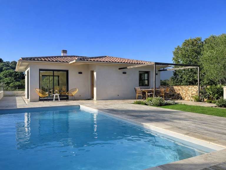 Maison Porto-Vecchio - 4 chambres - 186m²