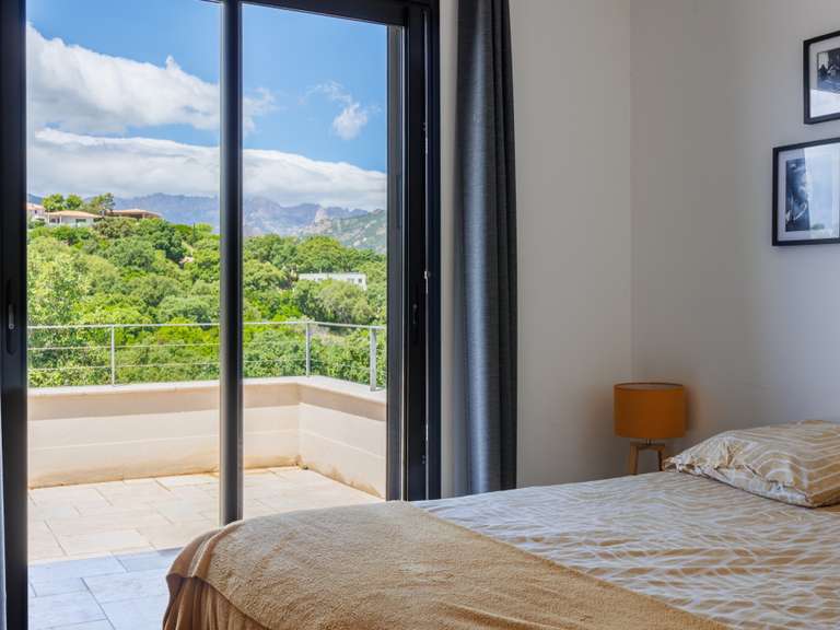 Maison Porto-Vecchio - 4 chambres - 186m²