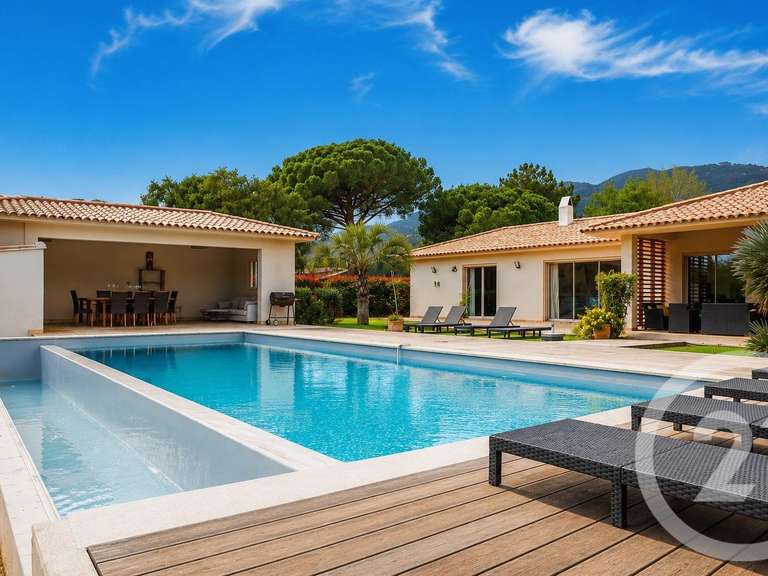 Maison Porto-Vecchio - 5 chambres - 330m²