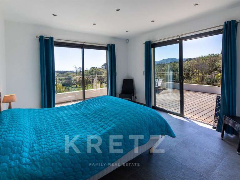 Maison Porto-Vecchio - 5 chambres - 300m²