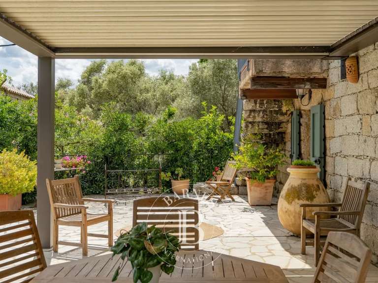 Maison Porto-Vecchio - 4 chambres - 169m²