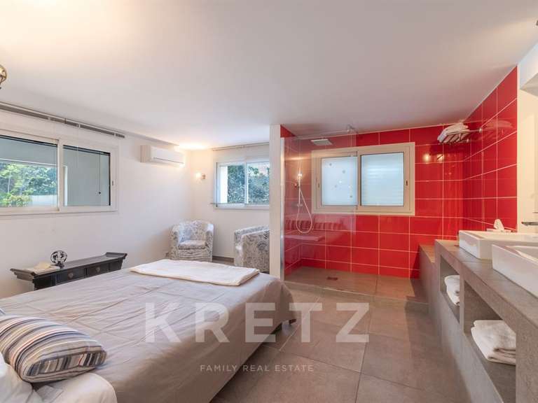 Maison Porto-Vecchio - 4 chambres - 234m²