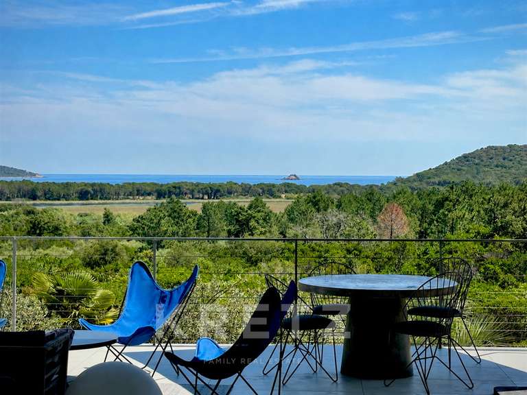 Maison avec Vue sur mer Porto-Vecchio - 5 chambres - 200m²