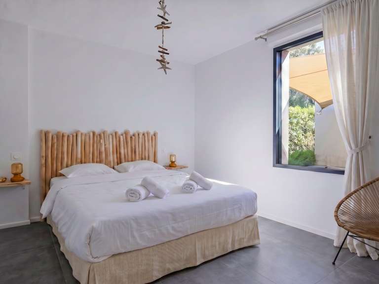 Maison Porto-Vecchio - 4 chambres - 170m²