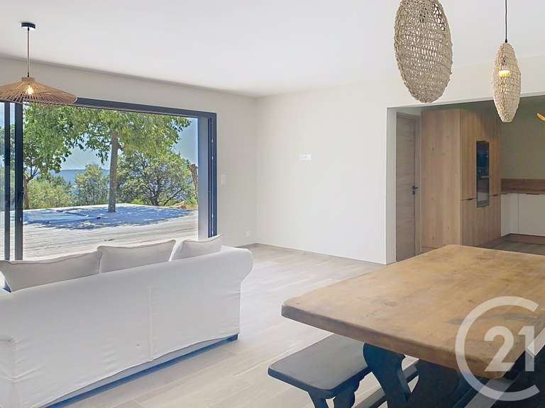 Maison Porto-Vecchio - 3 chambres - 209m²