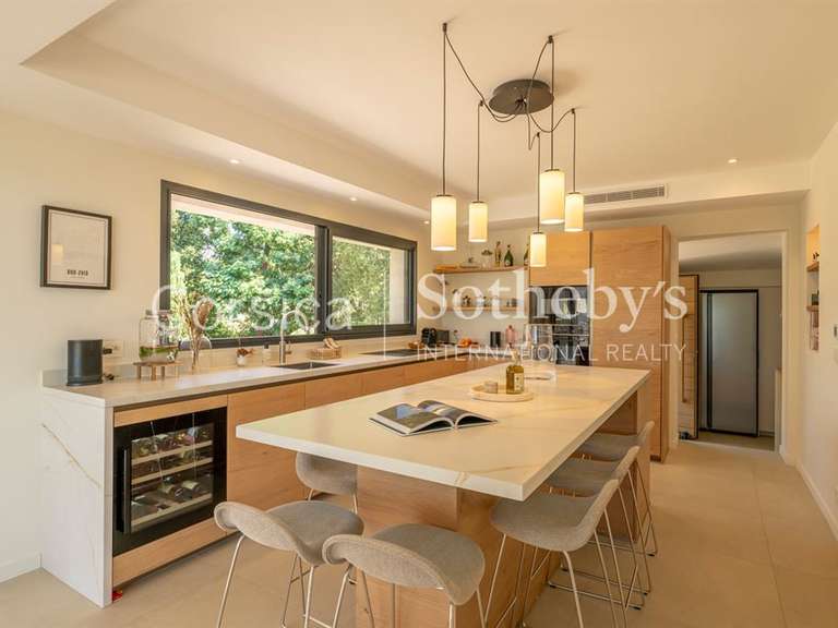 Maison Porto-Vecchio - 5 chambres - 230m²