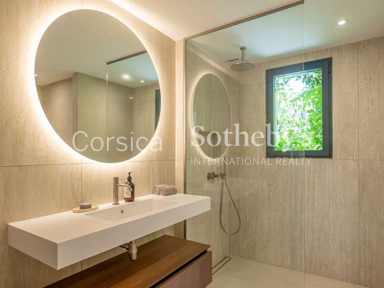 Maison Porto-Vecchio - 5 chambres - 230m²