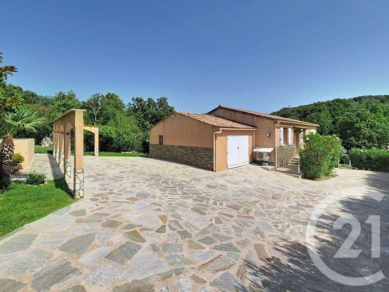 Maison Porto-Vecchio - 4 chambres - 137m²