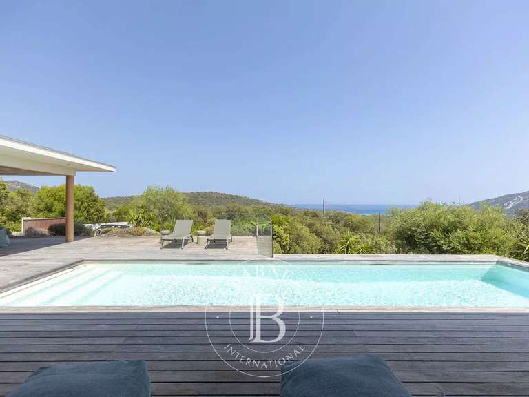 Propriété Porto-Vecchio - 4 chambres - 254m²