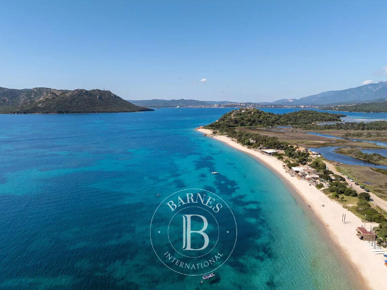 Villa Porto-Vecchio - 5 bedrooms - 350m²