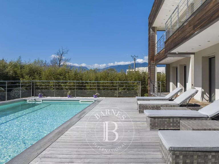 Villa Porto-Vecchio - 5 bedrooms - 350m²
