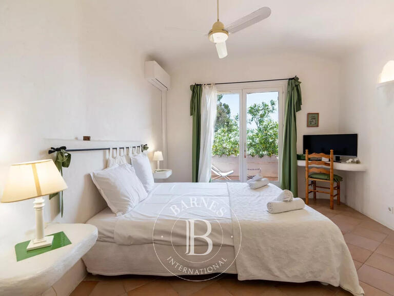 Villa Porto-Vecchio - 6 chambres - 228m²