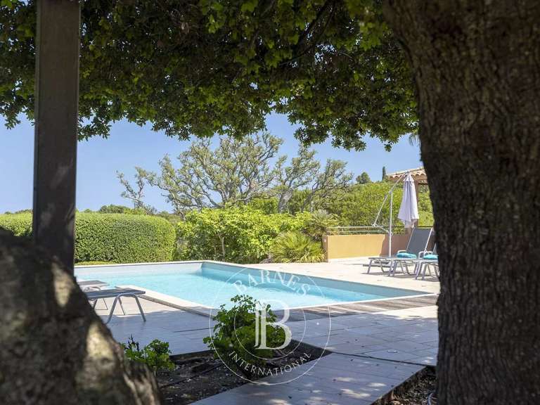 Villa Porto-Vecchio - 4 chambres - 227m²