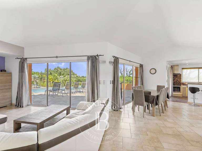 Villa Porto-Vecchio - 4 chambres - 227m²