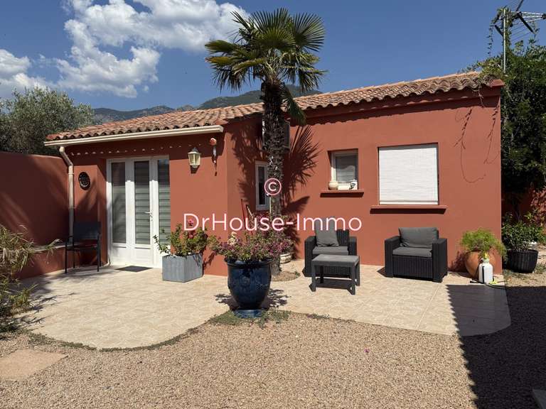 Villa Porto-Vecchio - 3 chambres - 125m²