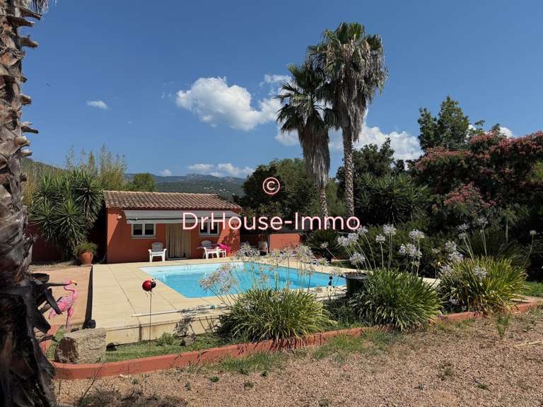 Villa Porto-Vecchio - 3 chambres - 125m²