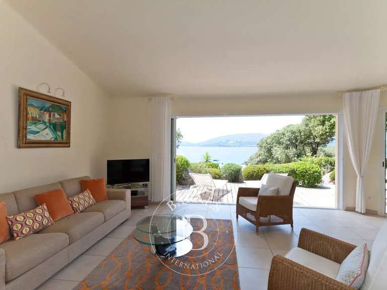 Villa Porto-Vecchio - 3 bedrooms - 140m²