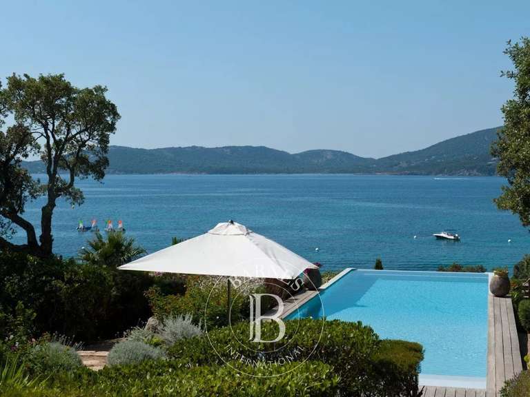 Villa Porto-Vecchio - 3 bedrooms - 140m²