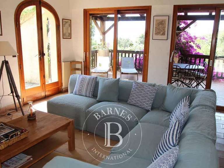 Villa Porto-Vecchio - 5 bedrooms - 250m²