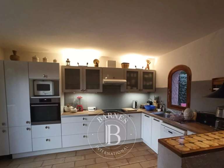 Villa Porto-Vecchio - 5 bedrooms - 250m²