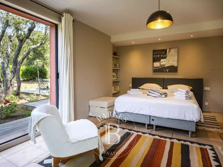 Villa Porto-Vecchio - 6 bedrooms - 260m²