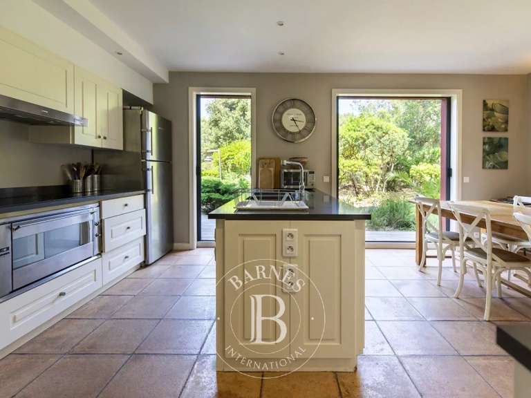 Villa Porto-Vecchio - 6 bedrooms - 260m²