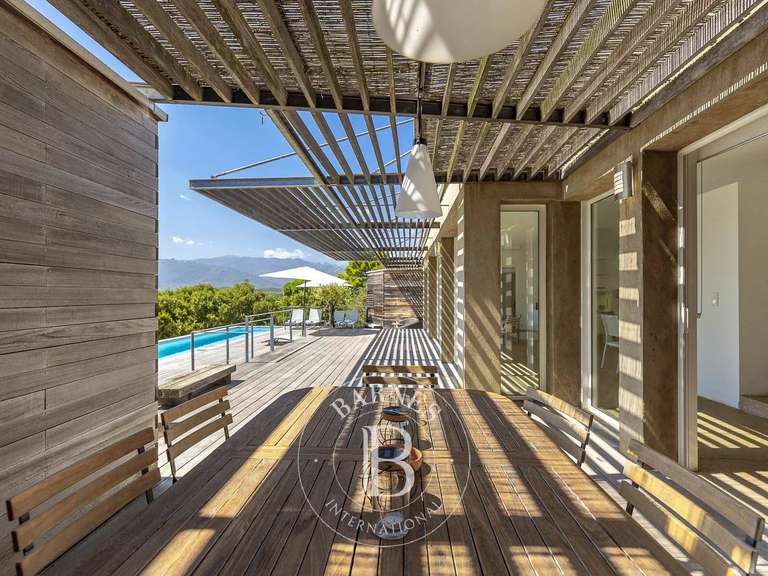 Villa Porto-Vecchio - 5 bedrooms - 170m²