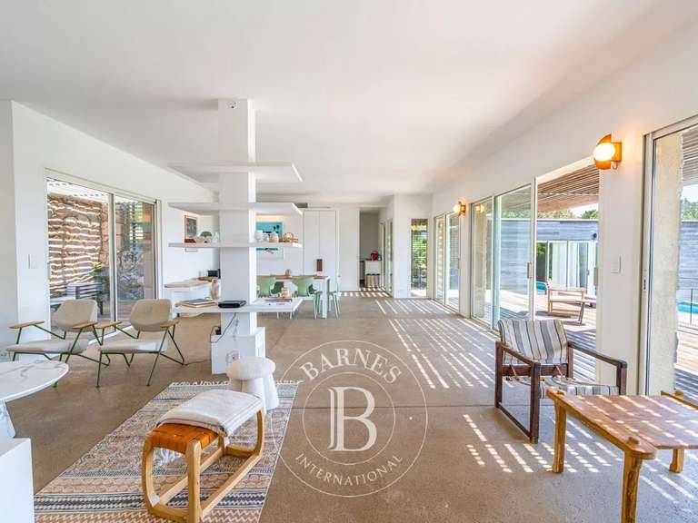 Villa Porto-Vecchio - 5 bedrooms - 170m²