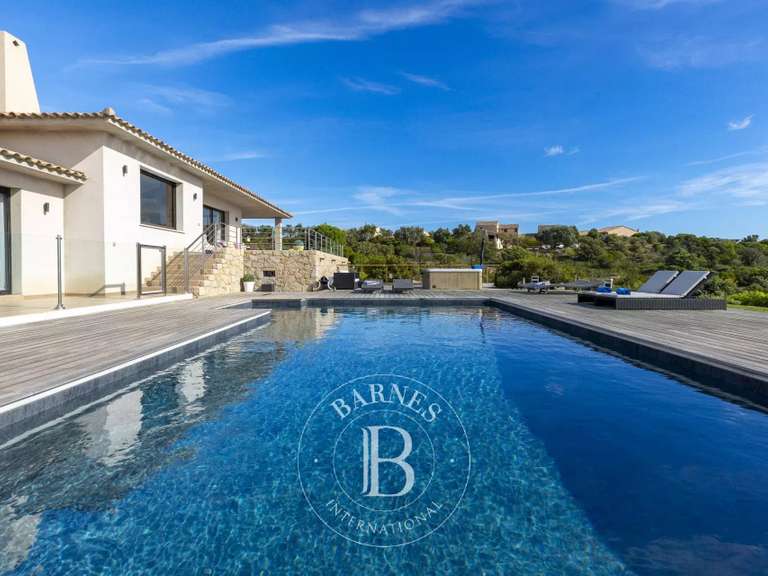 Villa with Sea view Porto-Vecchio - 5 bedrooms - 20000m²