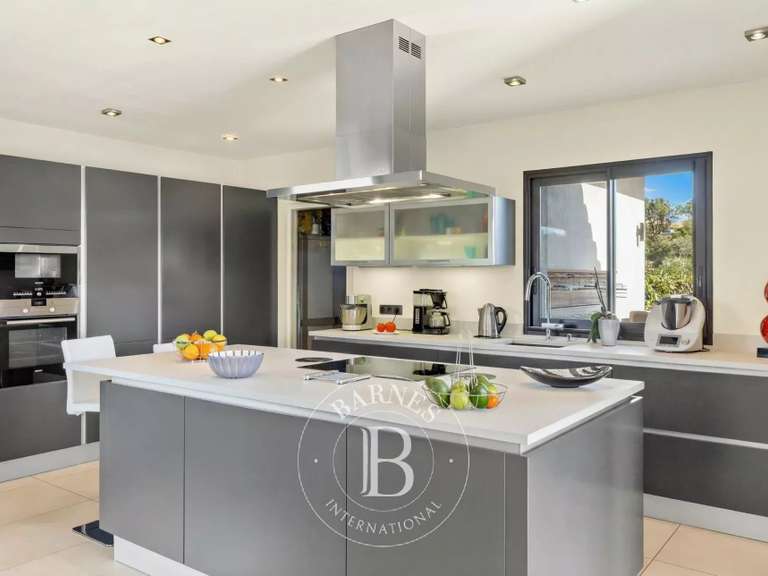 Villa with Sea view Porto-Vecchio - 5 bedrooms - 20000m²