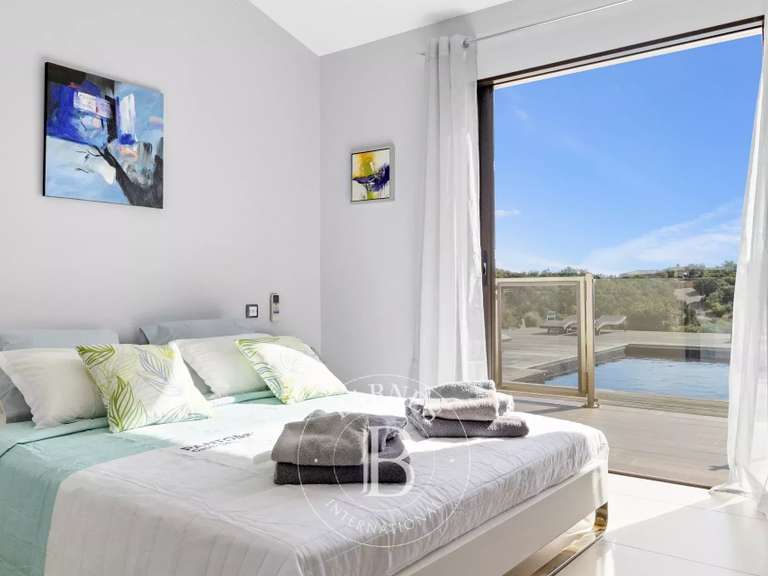 Villa with Sea view Porto-Vecchio - 5 bedrooms - 20000m²