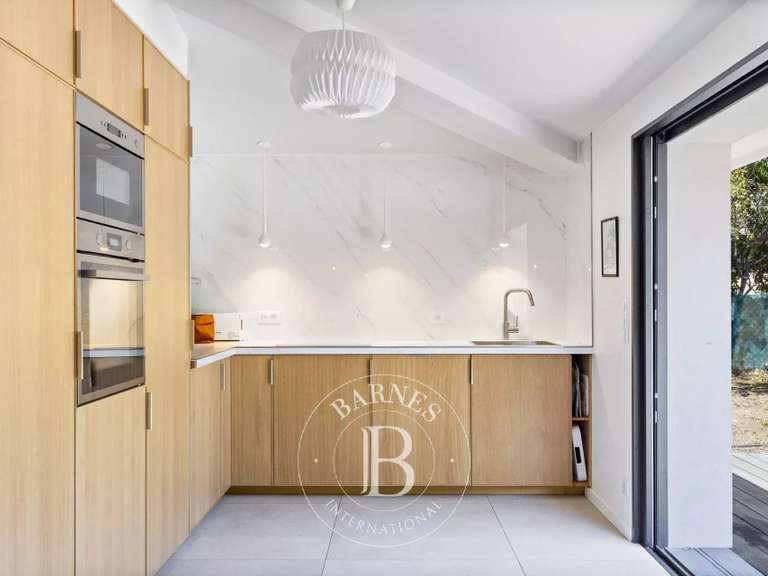 Villa Porto-Vecchio - 6 bedrooms - 220m²