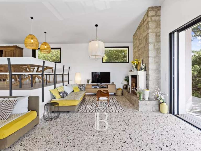 Villa Porto-Vecchio - 6 bedrooms - 220m²