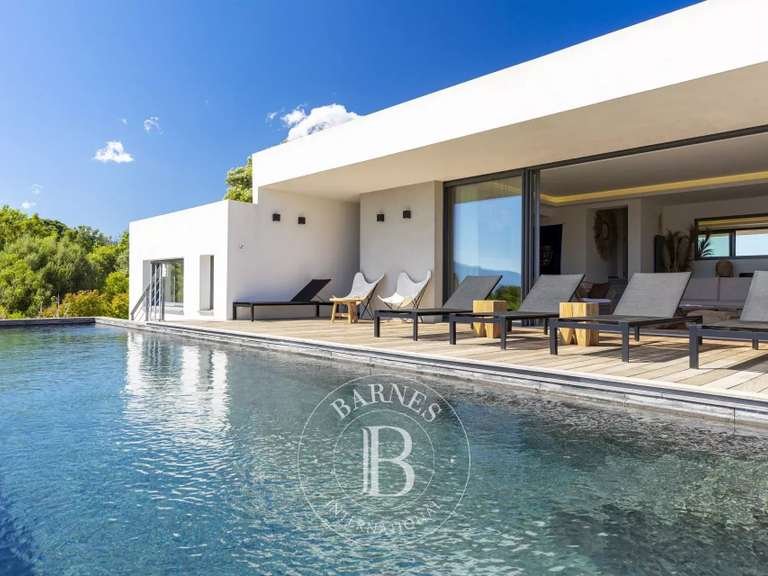 Villa with Sea view Porto-Vecchio - 5 bedrooms - 250m²