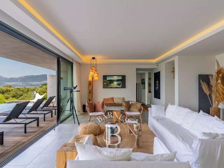 Villa avec Vue sur mer Porto-Vecchio - 5 chambres - 250m²