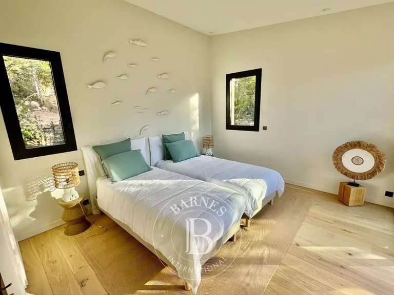 Villa with Sea view Porto-Vecchio - 6 bedrooms - 300m²