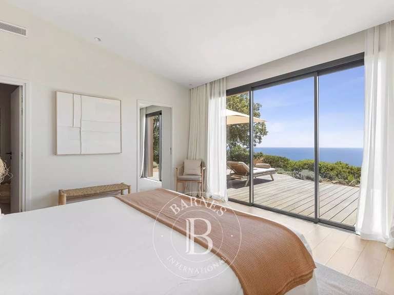 Villa with Sea view Porto-Vecchio - 6 bedrooms - 300m²