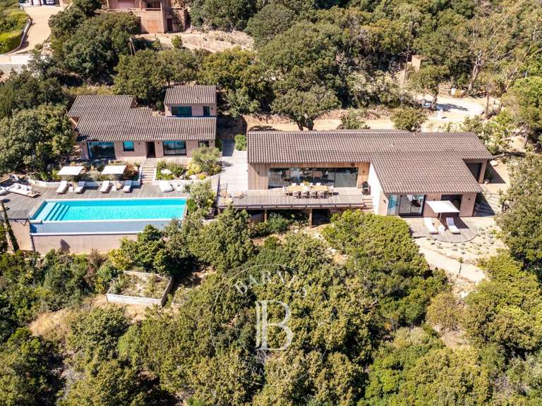 Villa with Sea view Porto-Vecchio - 6 bedrooms - 300m²