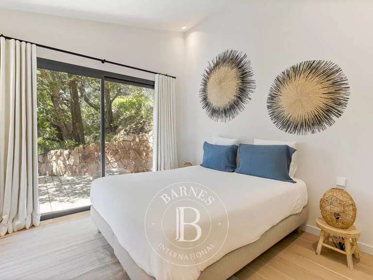 Villa with Sea view Porto-Vecchio - 6 bedrooms - 300m²