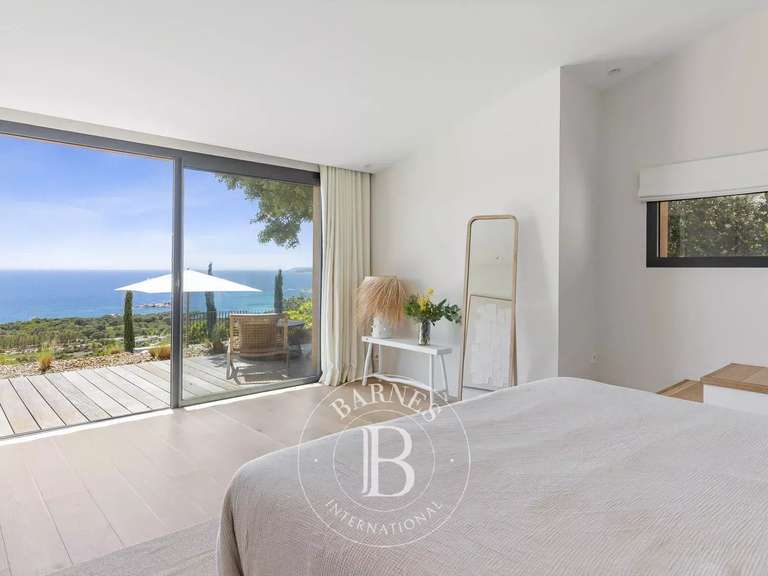 Villa with Sea view Porto-Vecchio - 6 bedrooms - 300m²
