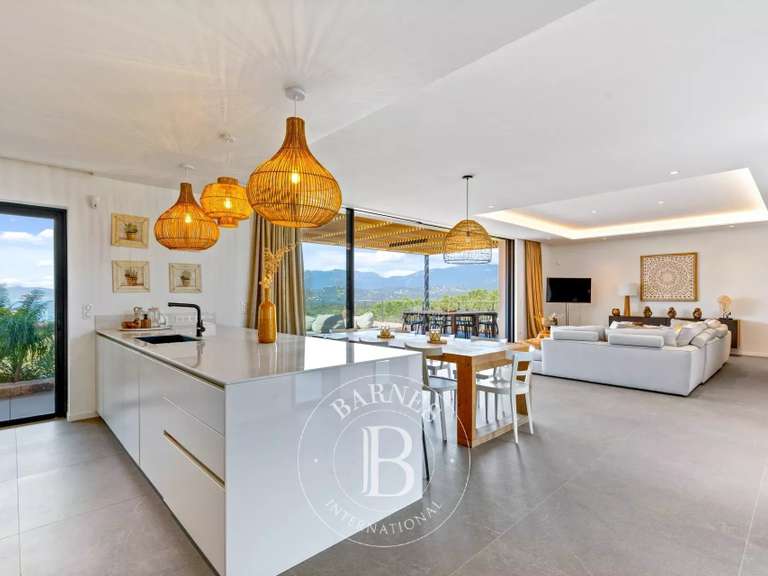 Villa with Sea view Porto-Vecchio - 6 bedrooms - 350m²