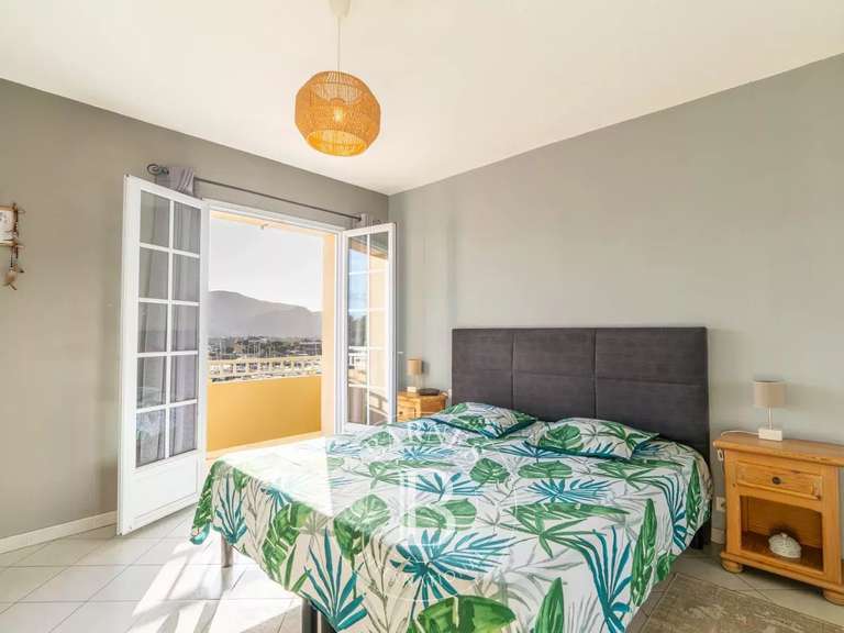 Villa with Sea view Porto-Vecchio - 4 bedrooms - 200m²