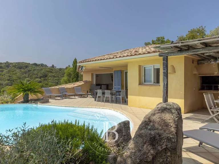 Villa with Sea view Porto-Vecchio - 3 bedrooms - 150m²