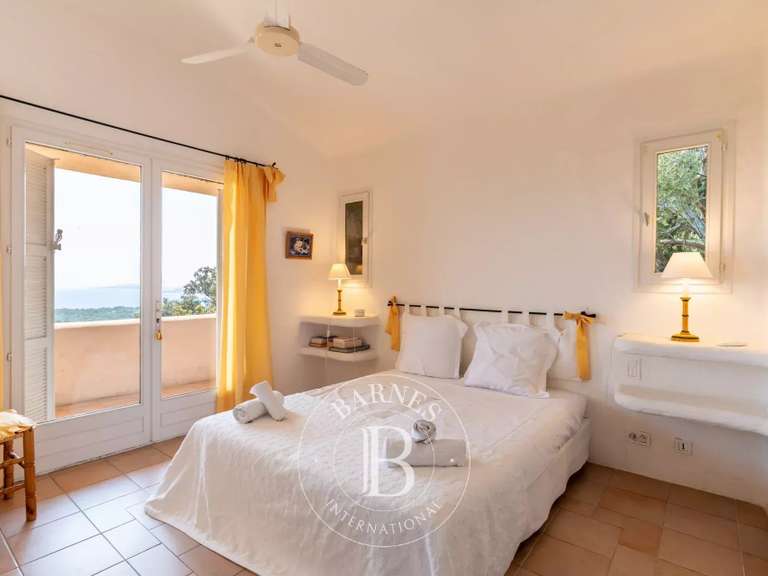 Villa with Sea view Porto-Vecchio - 6 bedrooms - 228m²